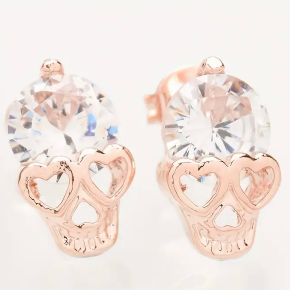 💀Skull Earrings-NWT